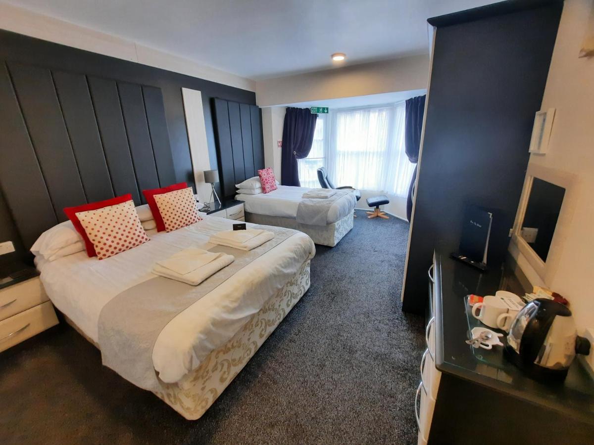 Bed and Breakfast Hen Dy Лландидно Экстерьер фото