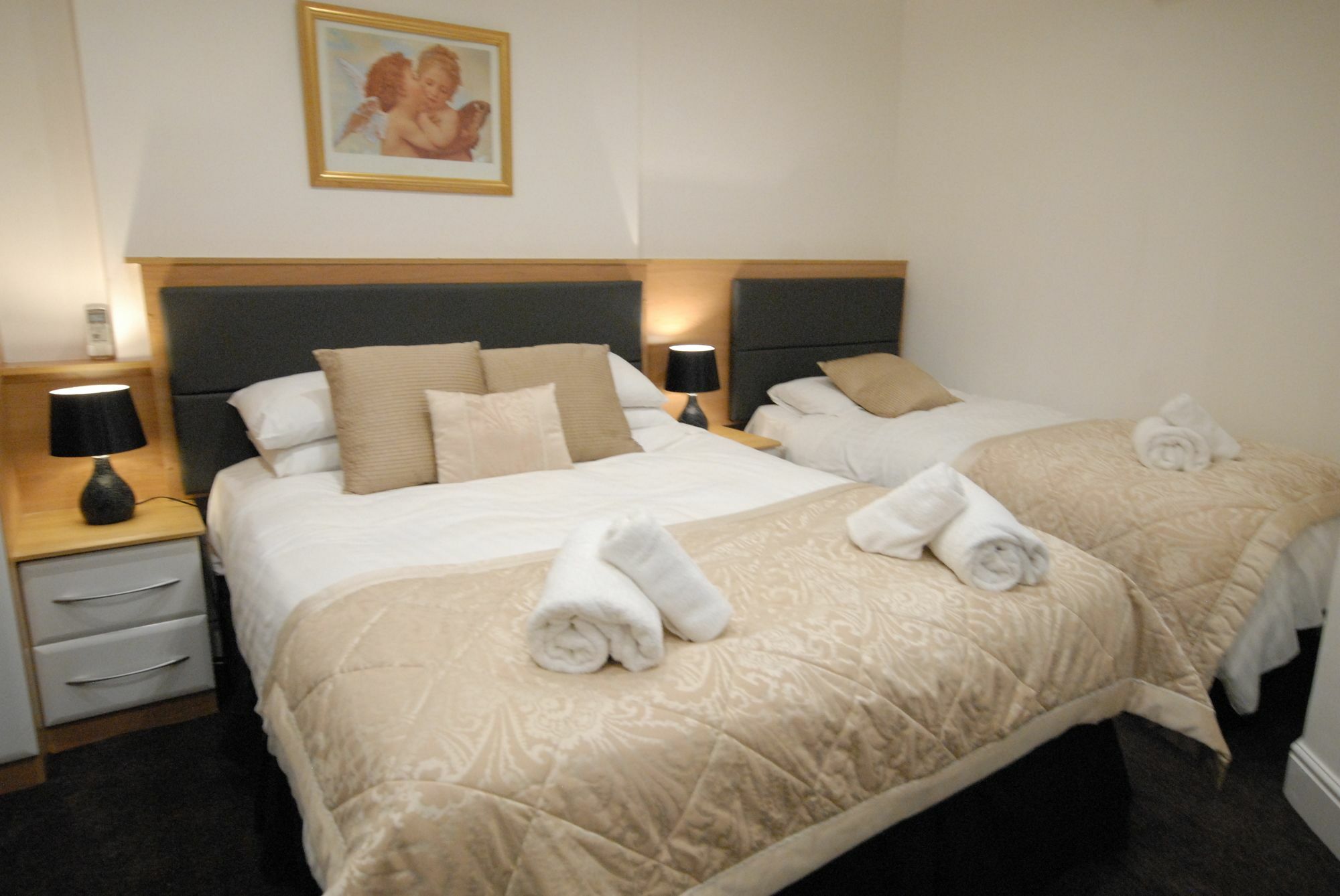 Bed and Breakfast Hen Dy Лландидно Экстерьер фото