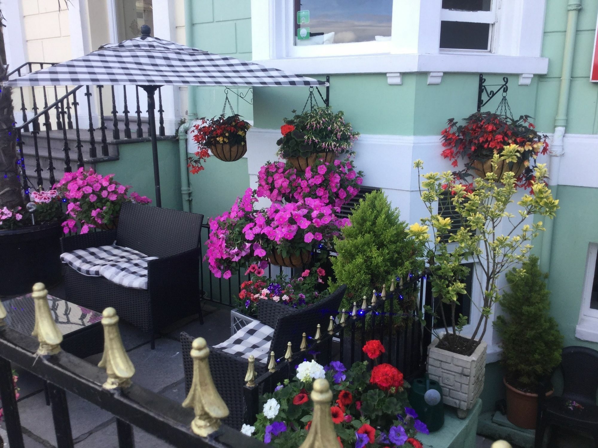 Bed and Breakfast Hen Dy Лландидно Экстерьер фото
